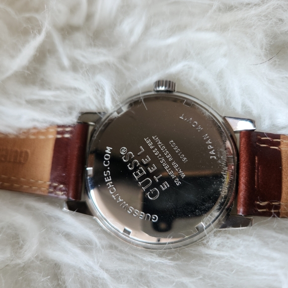 Guess Men's Watch with Brown Leather Strap - Picture 4 of 4